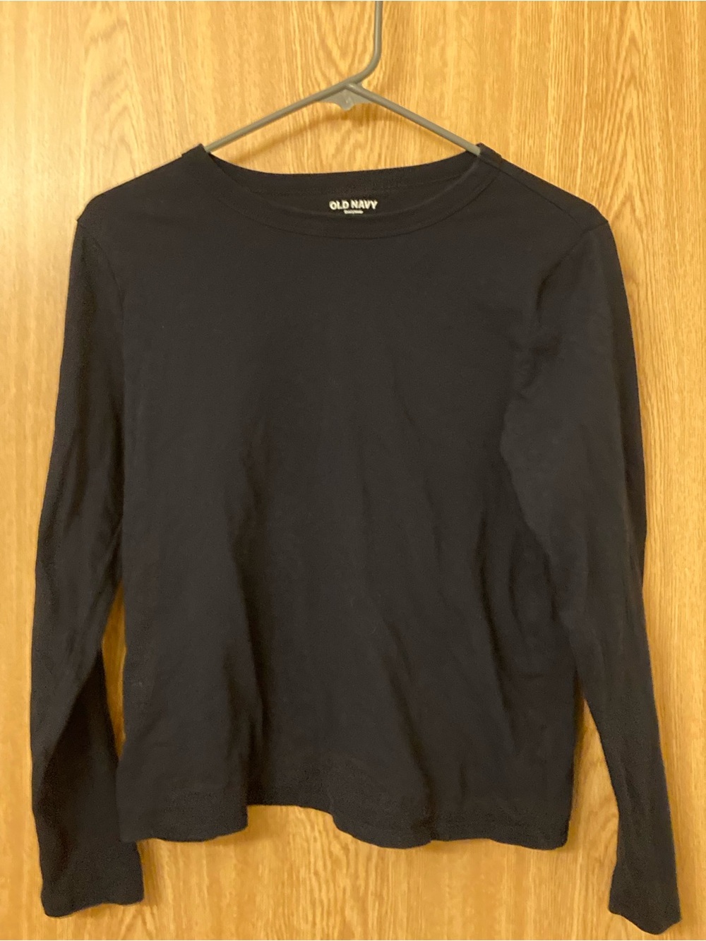 Old Navy Black Long Sleeve Crew Tee